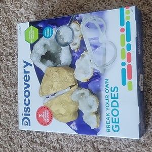 7/$25. Discovery Break your Own Geodes